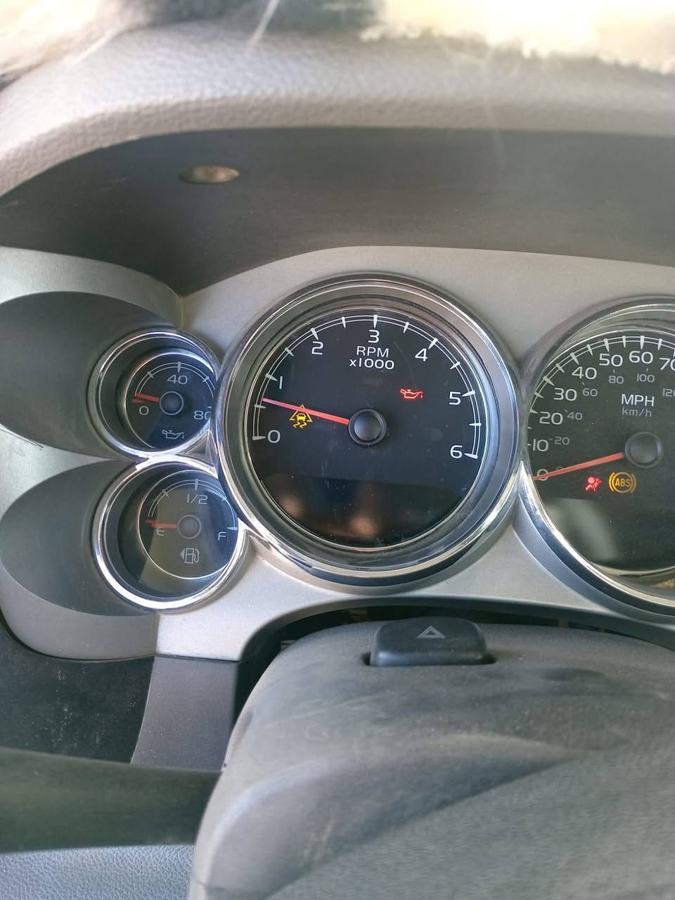 السلام عليكم
موديل 2015 كندي بدون صبغ ماشي 190 السعر 290 وبيها مجال ***********
