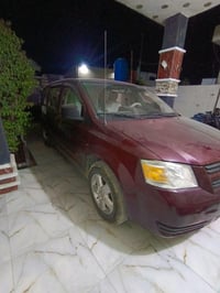 دودج كرفان • ٢٠٠٩ • ٣٣٠٠ ٦ سلندر