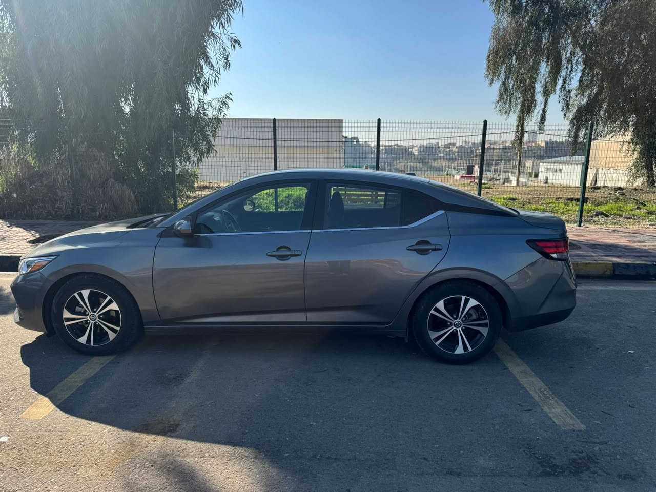 السلام عليكم
نيسان سنترا موديل 2023 

رقم دهوك شرط التحويل  

صبغ نص بوند فقط والباقي شرط ماشيه 45000 ميل قابل للزياده مكان السياره موصل ايسر 

مواصفات فول عدا الفتحه السعر 14000 $ 

راسل عل خاص او اتصل ***********
