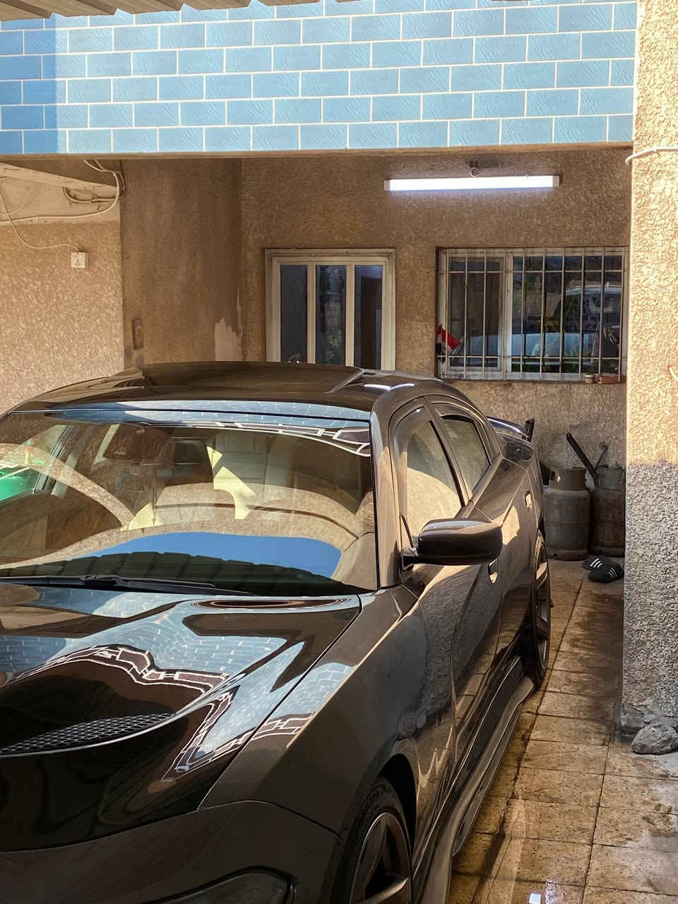 من رخصه مدير الكروب المحترم جارجر 15 بلاص فول للاخير رادار امامي خلفي جانبي فتحه ميمري كشنات الامامي كهرباء تدفئه وتبريد الخلفي فقط تدفئه دمام مكفوله عده الجاملغ والتحديث فقط ماشيه 118مكاني بغداد سعر 185وبي مجال واي استفسار  حاظر ***********
