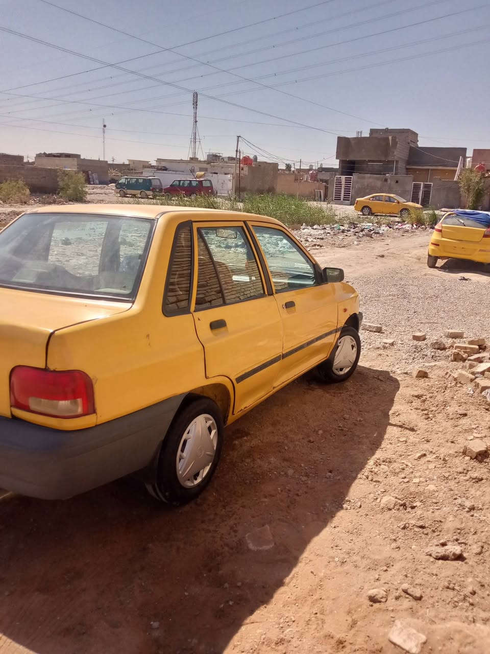 سلام عليكم سياره سايبه نضيفه موديل 9رقم بغداد مكانه كوت راعيه موجودالهيه مصفره سنويه ل28سعره23 بيه مجال حك جيتك  ***********
