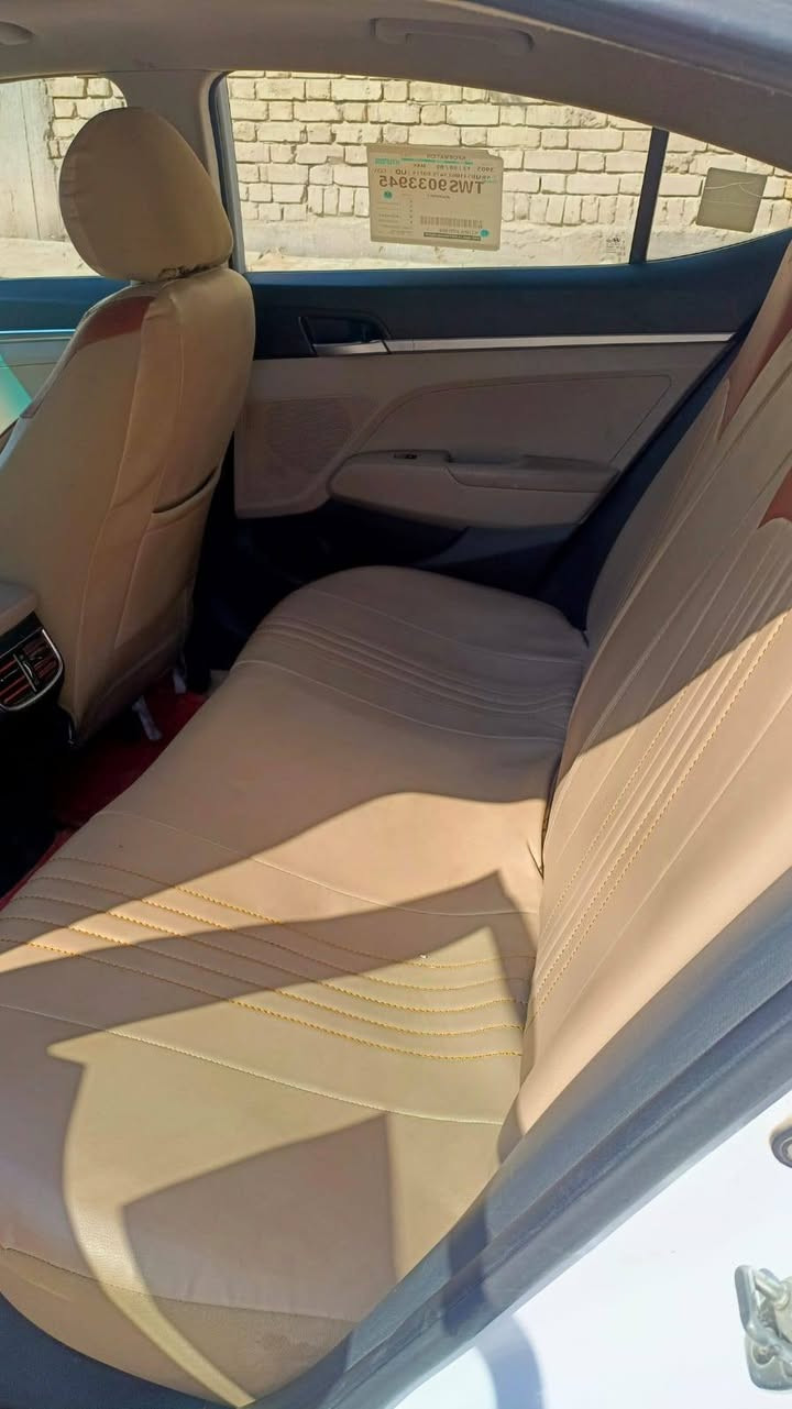 السلام عليكم النترا موديل ١٩ رقم بغداد انكليزي باسمي مكينه ٢٠٠٠ دوش شرط كير وحداديه وتبريد كفاله عامه العنوان ذي قار شطره اخوان مكلف بنشر  اتصال على صاحب السياره *********** سعر ١٥٥ بيه مجال للشراي
