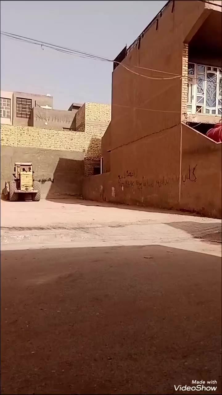 قطعه البيع دبيه ولالى قرب معمل أوكسجين كامل خدمات ماء كهرباء مجاري تبليط كلشي كامل قريبه على شارع الشهداء رئيسي مساحه 240طابو صرف تصل ***********
