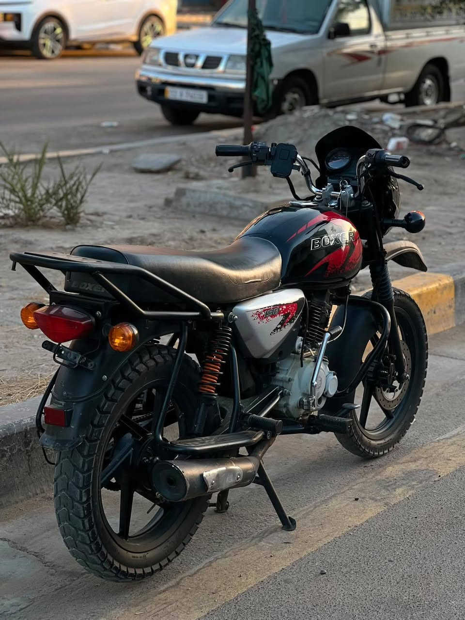 سلام عليكم  بوكسر جبلي موديل 23 أوراق كامله اصولي شرط الترقيم  مكينه بلاديه ناعمه الدراجه احلى من الصور مكاني بغداد الدولعي سعرها 1350 بيها مجال
*********** اتصال *********** واتساب
