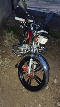 دراجه للبيع سيفان محرك مجفت جديد 07815449970