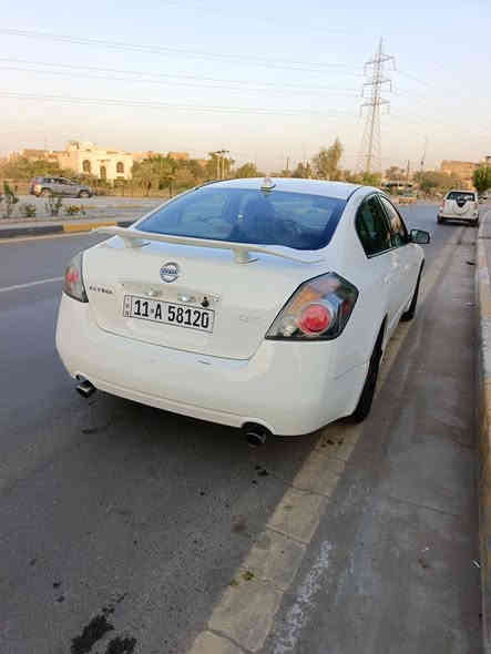 نيسان التيما 2008 خليجي محرك اربعه سلندر 2500 اقتصادية جدا جدا شلعتها ممتازه كير محرك تمام تبريد باتري جديد شاشه كامره دواره دوشمه جلد كاعيات اصليه بصمه تشغيل بصمه ابواب سستم سماعات بوز اصلي ضربتها جاملغ خلفي مصبوغه عام لغود شواصي مكفوله تكم قماره  مكفوله رقم بغداد دولي انكليزي باسمي تحويل مباشر عنواني بغداد قرب العاب السيديه السعر 67 وبيها مجال 
*********** بغداد
