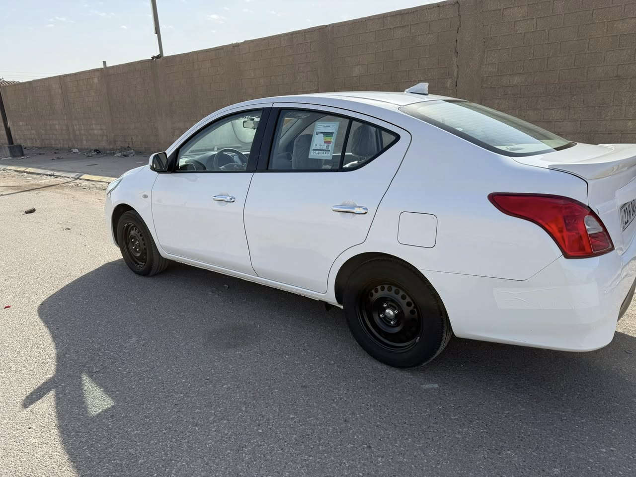 نيسان سني 2024 رقم أربيل ماشية 43000 بيهه مكانات بارد بسيطة السعر 125 ***********
