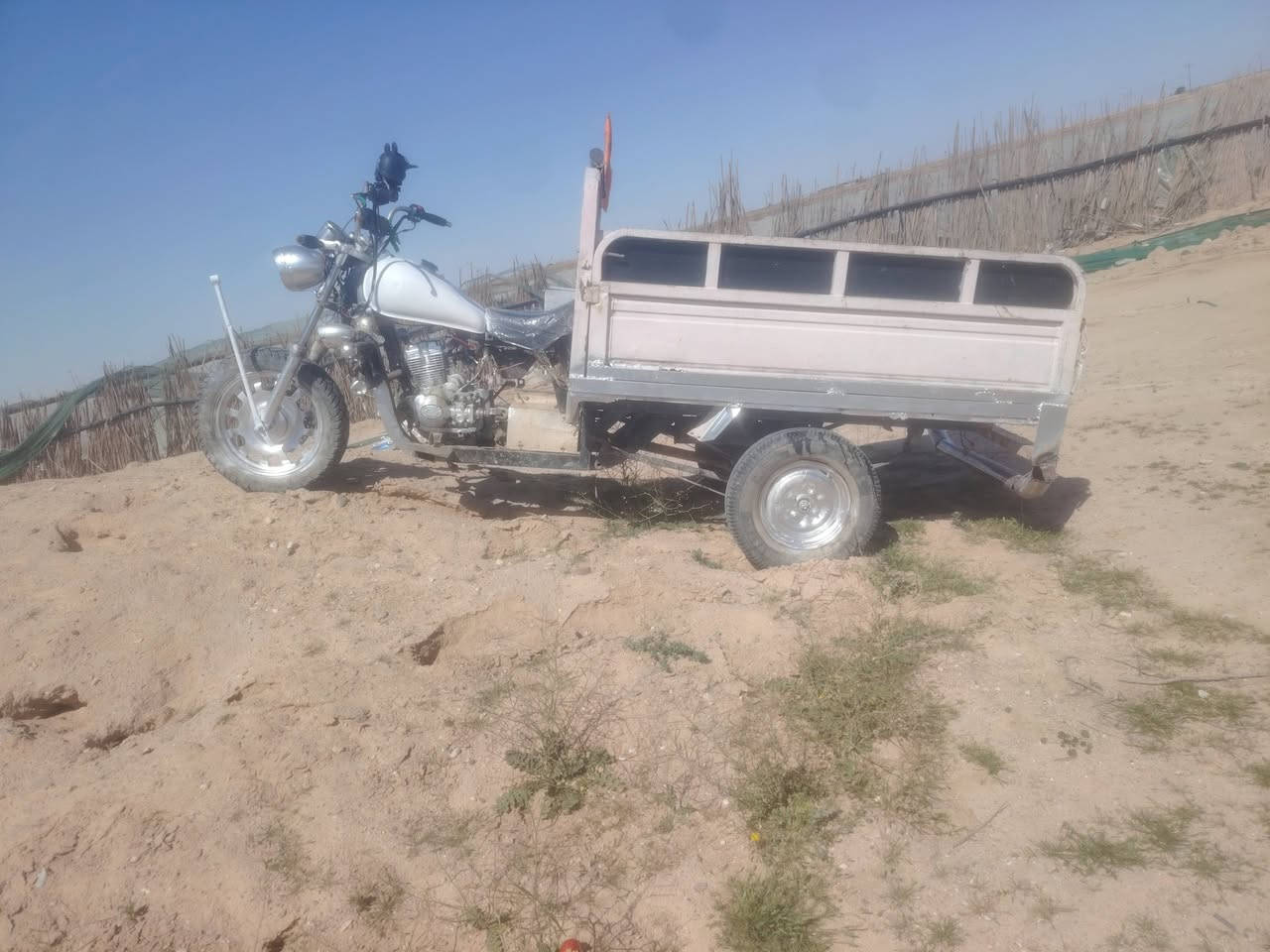 السلام عليكم ستوته ام تير  البيع رقم كامله كهربيات شقاله ب850.  ***********
