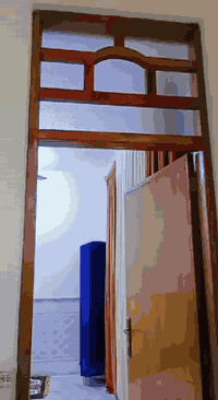 حي الغدير الثانيه • ٢٠٠م • محل داخل البيت