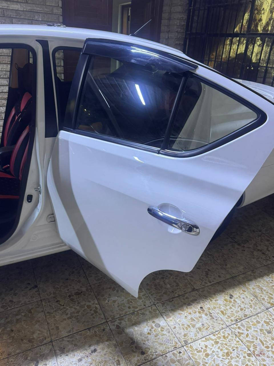 نيسان سني 2023 سياره بعدها عله وضع الشركه ماشية ٤٠لف سياره اخت جديده 
سياره بيها رصعه بلباب سايق 
ورصعة بل جاملغ 
سعر ١٢٣
مكاني الكاضمية 
***********
