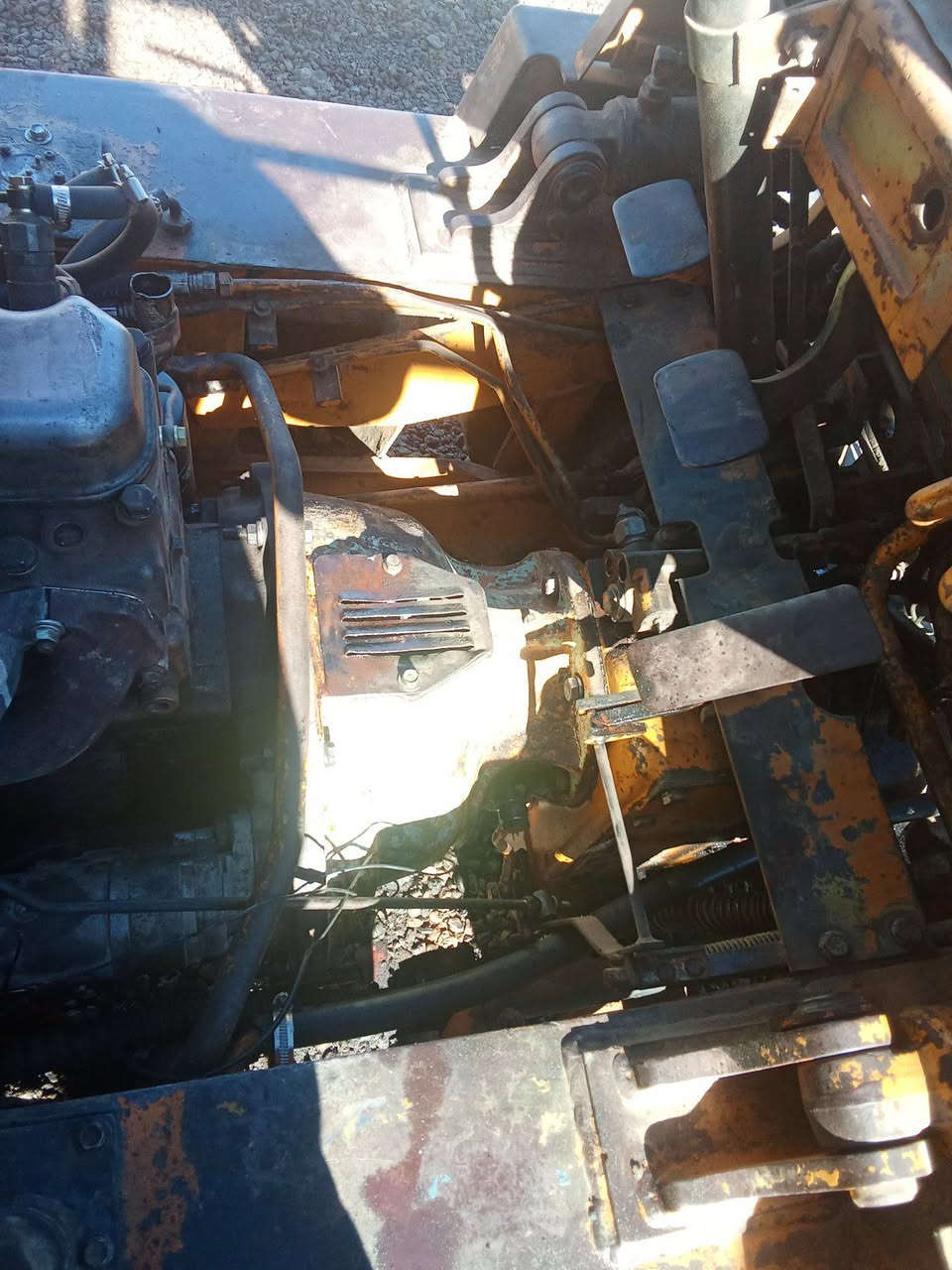 للبيع رافعه كوماتسو وضع شركه محرك ستندر شغاله جاهزه للعمل مكان الانبار الرمادي هذا رقمي بي واتساب ***********
