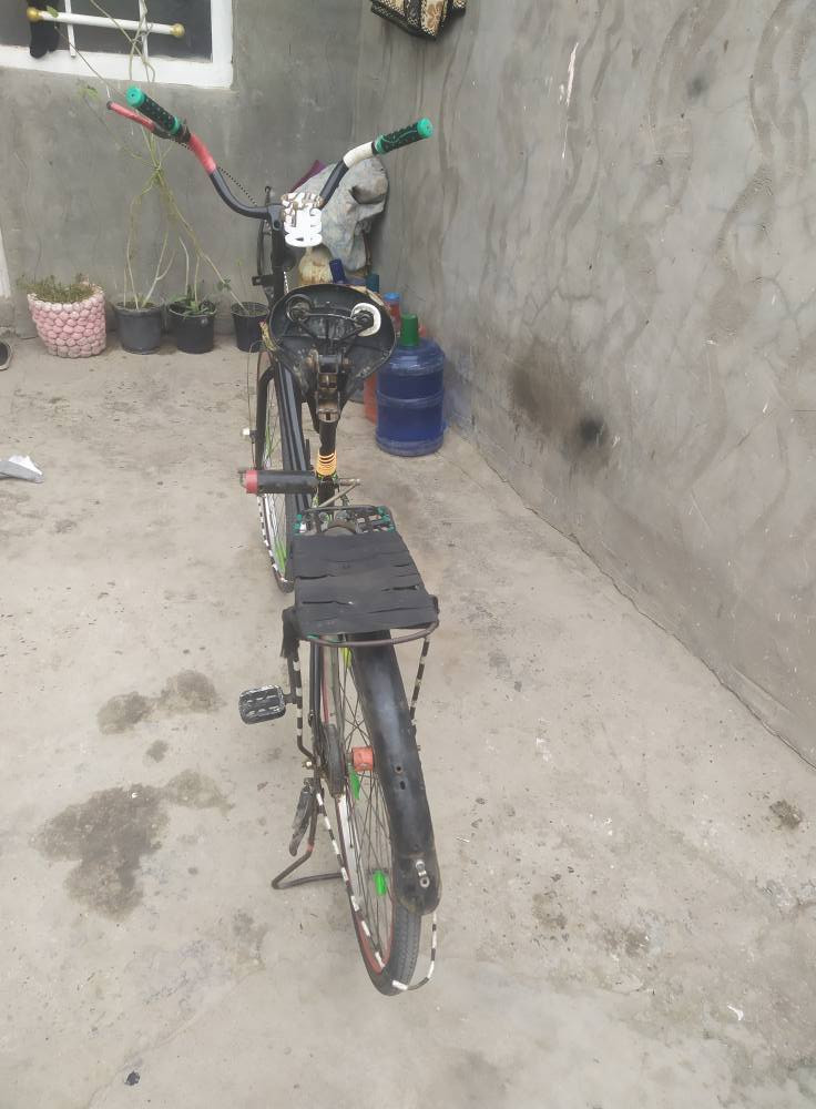 بيسكل للبيع الون اسود موديل 20019عوزه بس سنجيل وأغراضه مو جوده


**إذا كنت صاحب هذا الإعلان وتريد حذفه لأي سبب، رجاءا أرسل رسالة إلى الدعم الفني**