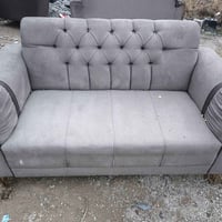 كنب تفصيل • ثقيل شوي • يحتاج غسيل