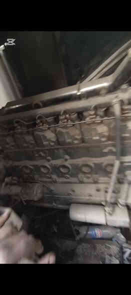 السلام عليكم 
مولد شتاير 12 ولف  175 KV
مكينه جديده 
راديتر جديده كاتم جديده 
كامله مكمل ما عده راس توليد محترك 
تريده عله وضعيته سعر 
 وتريده كامله وي راس توليد جيب وحمل 
سعر يختلف
 مكينه شغاله 
تواصل 
***********
متروكه بعقوبة
