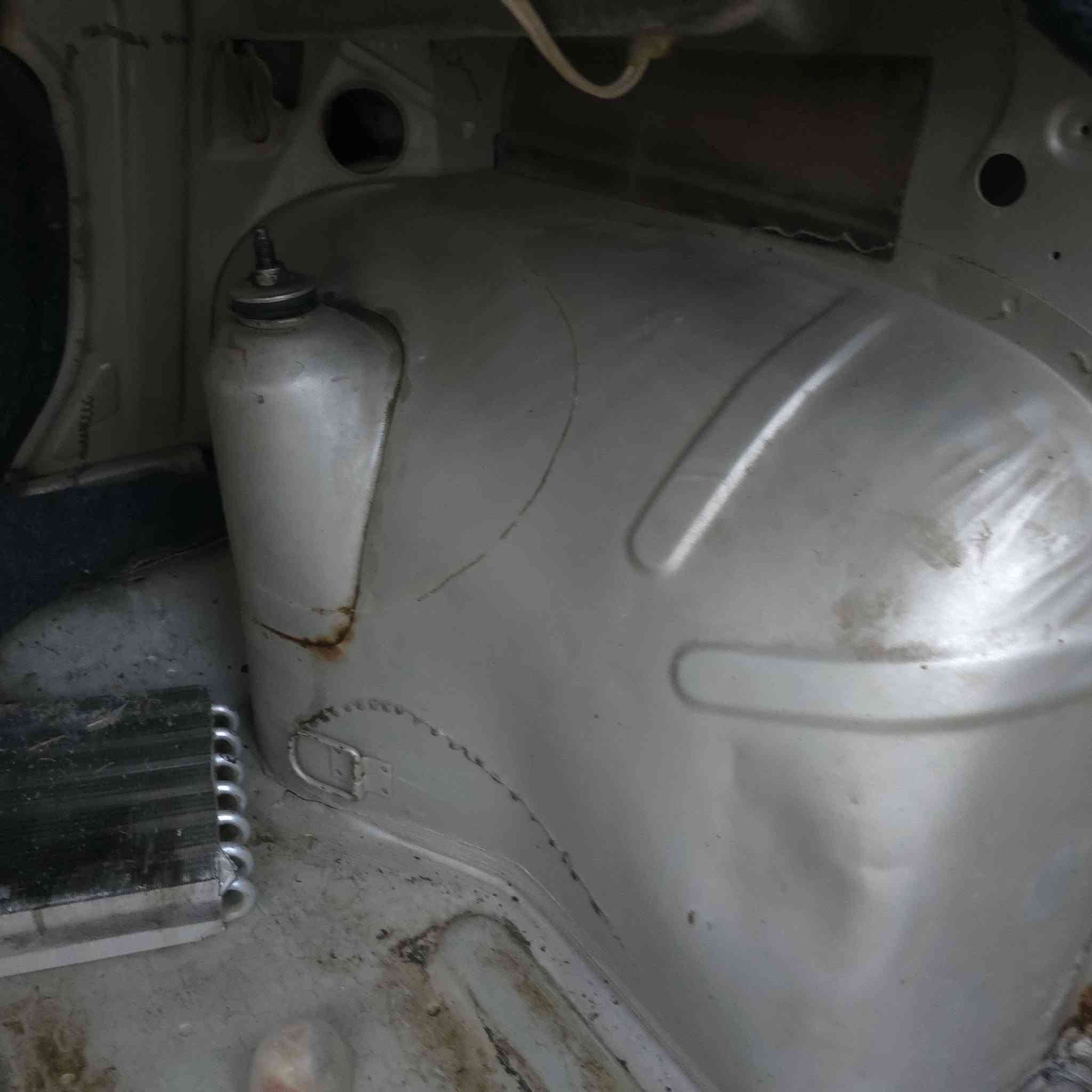 السلام عليكم
للبيع او مراوس
موديل 1992 حجم 20 بلاد رقم اربيل بدون ظرر بدون اخياس بدون معجون 40$ وبيها مجال 
***********
