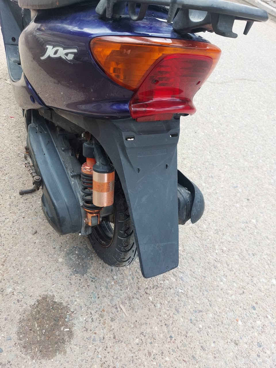 دراجه جديده ماشيه ٤٠٠٠ عصفوري البيع سعر ٢٥٠ بغداد الامين ***********
