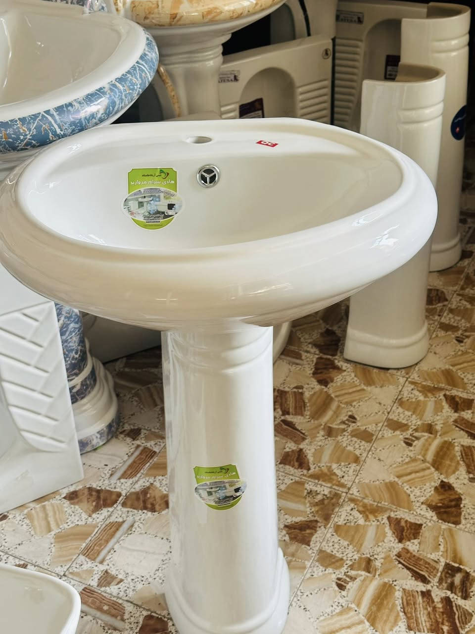 إلى وكلائنا في العراق وصول لدينا مغاسل قياس 60cm دايري ***********
