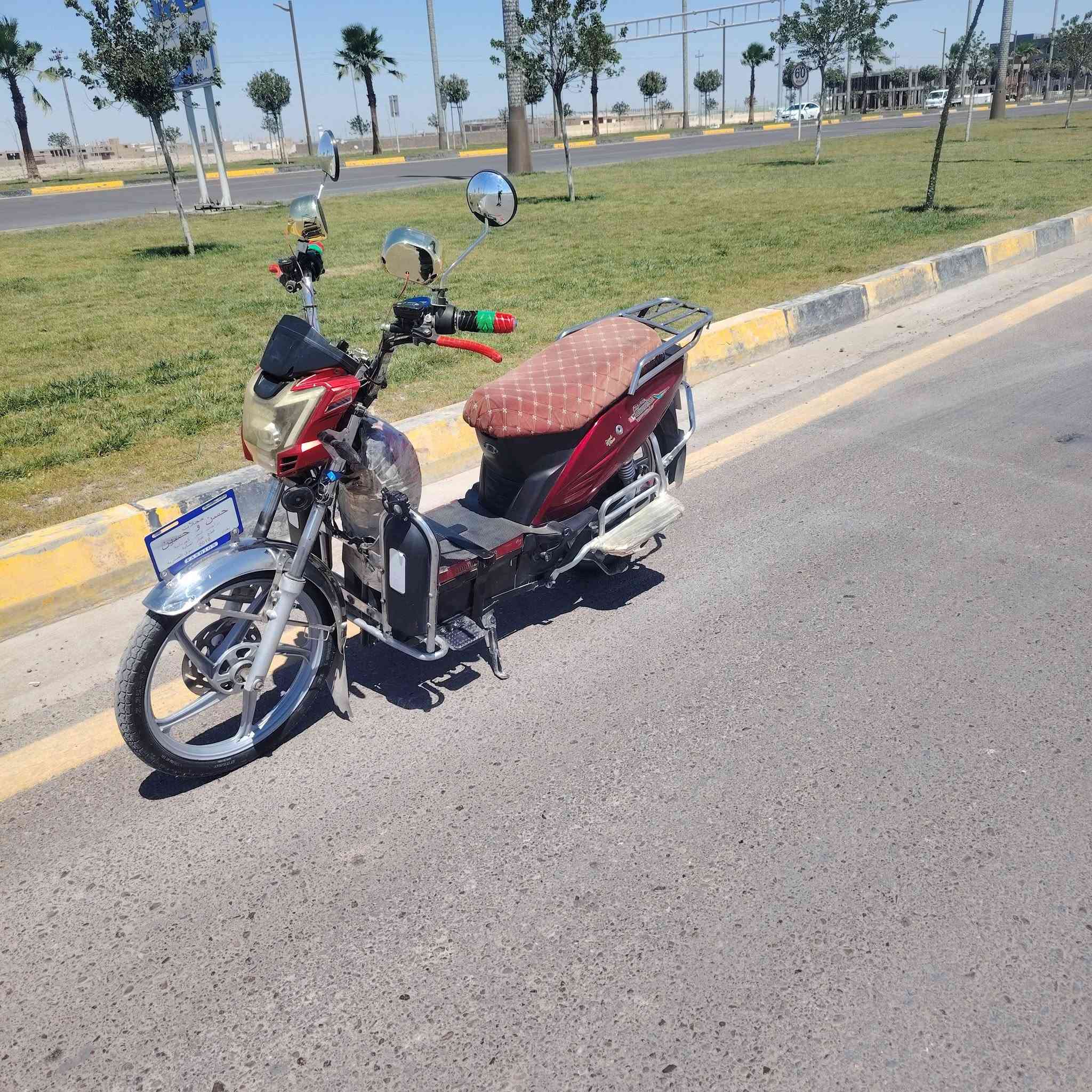 سلام عليكم عندي موطور البيع ذا مراوس يرهم رايده 450وبي مجال ***********
