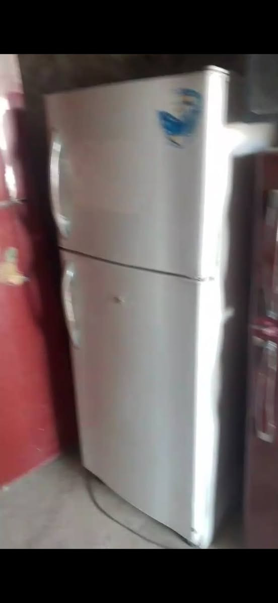 السلام عليكم ثلاجات نضيفات جدا تجميد ثلج سعره وحده ب١١٥ وبيه مجال عنوان حمزه غربي حي العسكري


**إذا كنت صاحب هذا الإعلان وتريد حذفه لأي سبب، رجاءا أرسل رسالة إلى الدعم الفني**