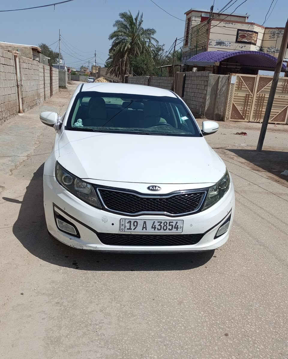 كيا اوبتيما موديل 15 وراد أمريكي حادثها جاملغ خلفي جهة اليمنه مكانها ديوانية مالكها بالسماوه كلشي بيها شغال وعلى شرط الفحص السعر 105
تفاصيل أكثر اتصل أو واتساب على هذا الرقم ***********
