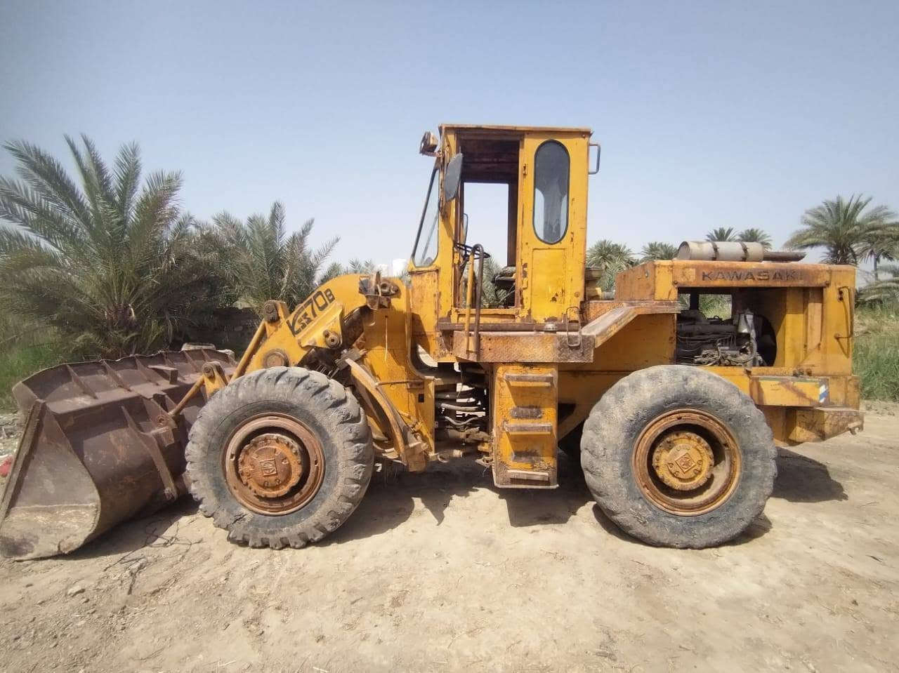 شفل البيع موديل ٨٢ بلادي رقم نكليزي شرط تحويل سعر ١٥٠ بي مجال ***********
