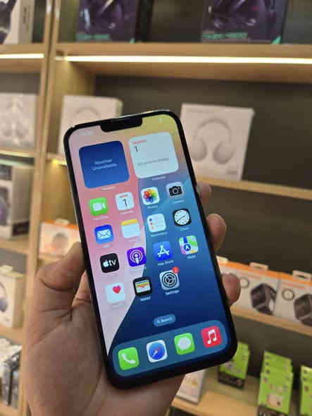 💙iphone 13 Pro Max 💙
بسعر 395 الف فقط 🙈
نموذج M امريكي 
ذاكرة 128🙉
فيس ايدي شغال 
بطارية 100 اصلية 🫡
شاشه اصليه ثلاث خيارات 
وفطر خفيف بل ظهر مو مبين🫢 
ضمان لسيم كارت والشبكه ولشحن ولوايفاي والمس والكاميرا كلوووو ضمان بسعر 395 الف فقط🙃
 واتساب ***********
مكان أربيل هفالان قرب جامع سيد طيب #هفالان_اربيل
