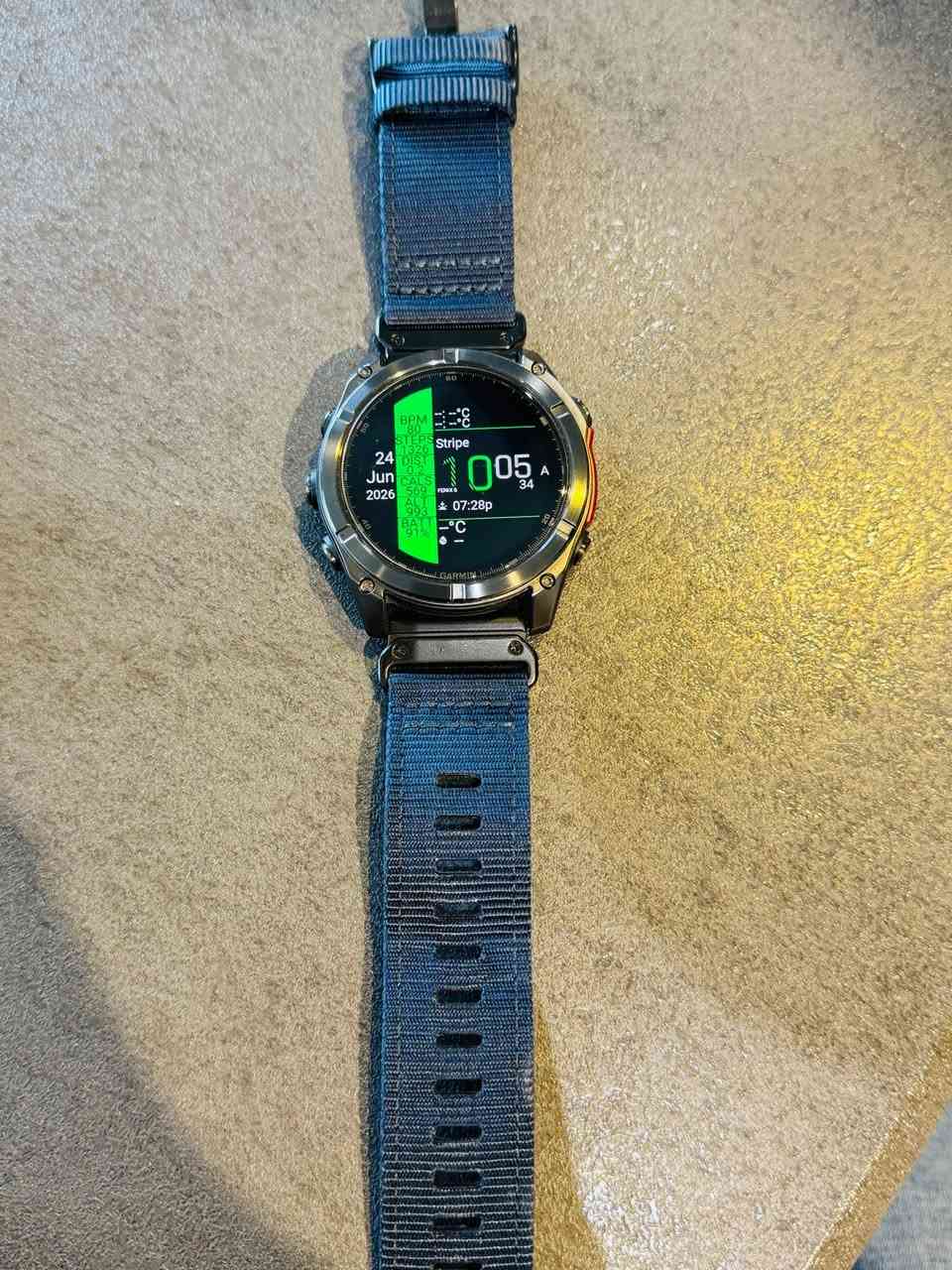 (للبيع)

ساعة  Garmin Fenix 8 AMOLED 51mm بحجم 51 ملم

* شاشة AMOLED مقاس 1.4 إنش بدقة 454×454.

* هيكل كبير 51×51×14.7 ملم.

* بطارية تصل إلى حوالي 29 يومًا في وضع الساعة الذكية.  

* GPS متعدد الأنظمة والترددات.

* مصباح LED مدمج.

* مكبر صوت وميكروفون للأوامر الصوتية والمكالمات عبر الهاتف المتصل

سعر (خاص)

اخي العزيز ماتعرف بل كارمن لاتكسر بل حلال✊الساعه بعدها بضمان الوكاله 

سير ودرع اضافي هديه وسعرها مناسب


**إذا كنت صاحب هذا الإعلان وتريد حذفه لأي سبب، رجاءا أرسل رسالة إلى الدعم الفني**