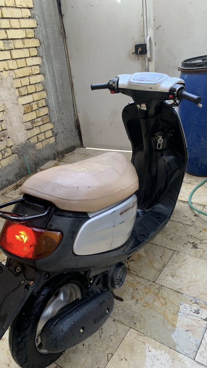 دراجه منغولي نثيه كفرها البلادي  كلشي شغال بيها سلف هندر قفل جنطه قفل استرين وحلوه شلعه ومعدل تطلع 60  بل مشي سعرها 350 وبيها مجال لشراي فقط ومكاني ناصريه مركز  رقمي ## ***********
