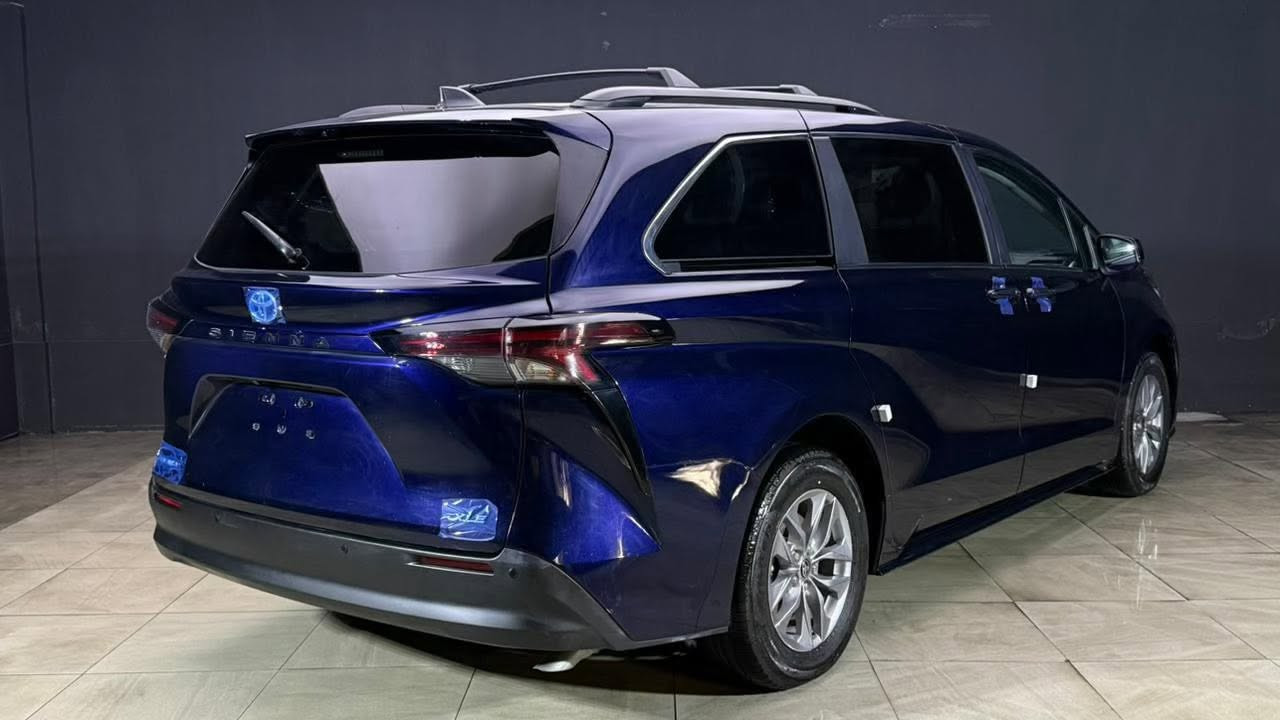 056 2395239 Toyota sienna hybrid XLE full options 2025
milage : 7000 only 

front airbags original 

fresh import car 

american space 

10/10 condition car

price : 110000

more details contact me : 056 2395239


**إذا كنت صاحب هذا الإعلان وتريد حذفه لأي سبب، رجاءا أرسل رسالة إلى الدعم الفني**