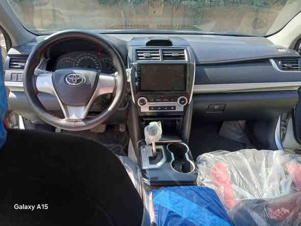 السلام عليكم 
عندي تويوتا كامري خليجي
سلفر موديل 2014
رقم سليمانية 
بيه قطع صبغ 
السعر تواصل الاتصال
***********
