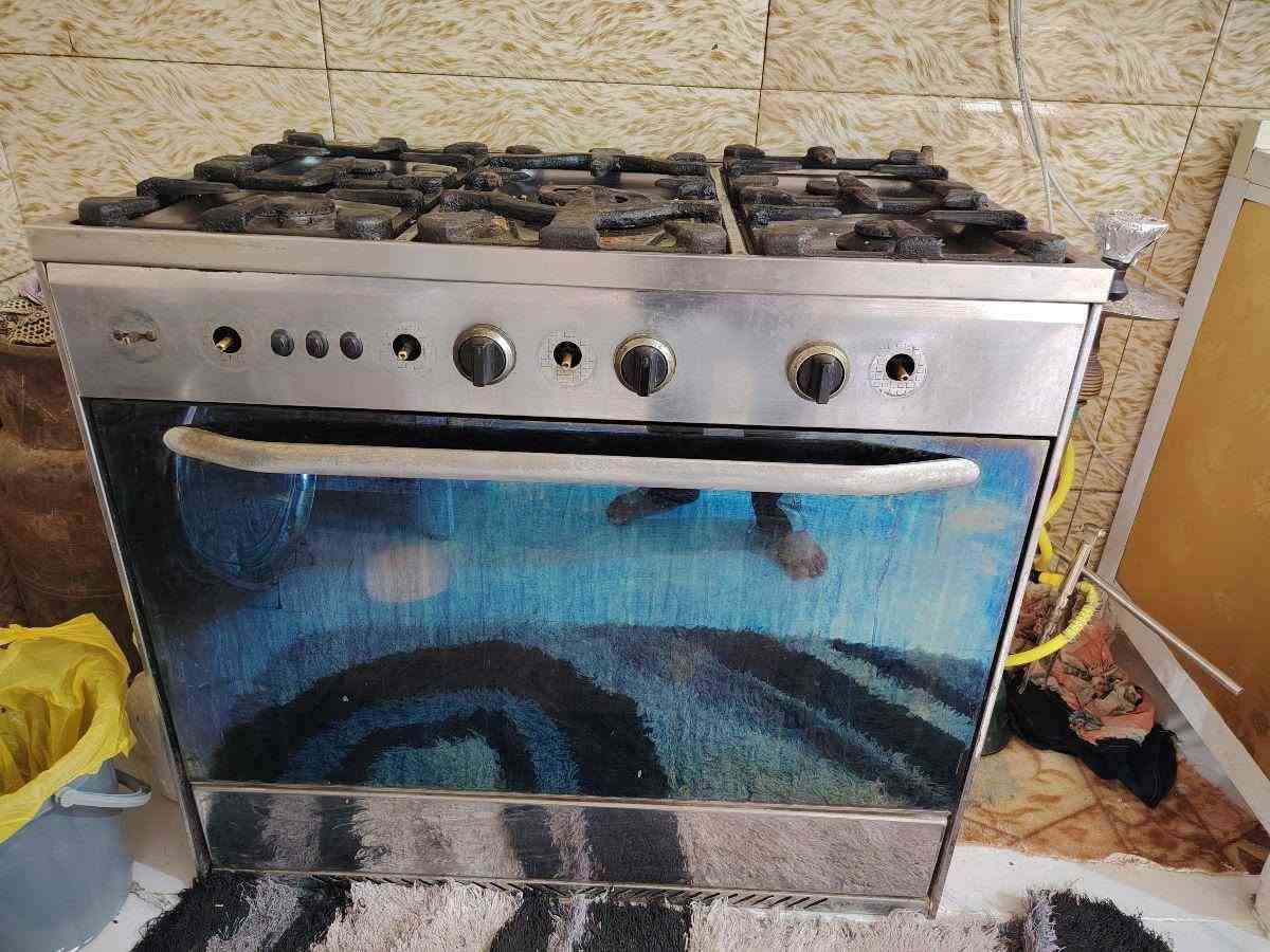 سلام عليكم طباخ مستخدم وكاونتر هوة والماحق موجود وااسنكي مستخدم للبيع ب300 وبي مجال بسيط الخاص مفتوح


**إذا كنت صاحب هذا الإعلان وتريد حذفه لأي سبب، رجاءا أرسل رسالة إلى الدعم الفني**