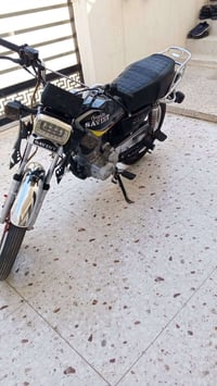 للبيع دراجه سيفان 5 كير موديل 2023  دراجه نضيف مابي عيب سعره 550 وبي م...