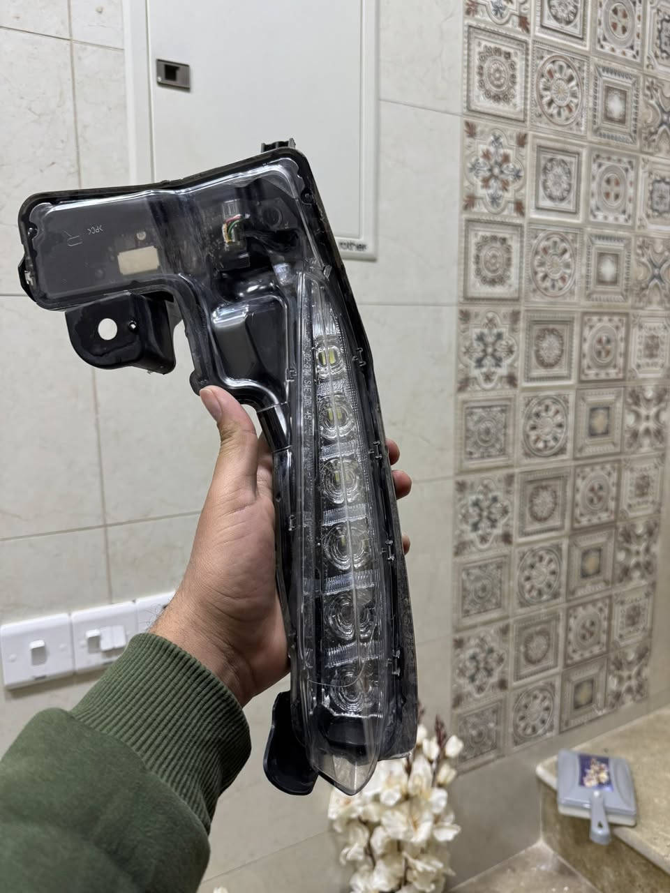 السلام عليكم
بروجكتر كورلا 17-18 امريكي صفحه اليمنه قيم واخذ


**إذا كنت صاحب هذا الإعلان وتريد حذفه لأي سبب، رجاءا أرسل رسالة إلى الدعم الفني**