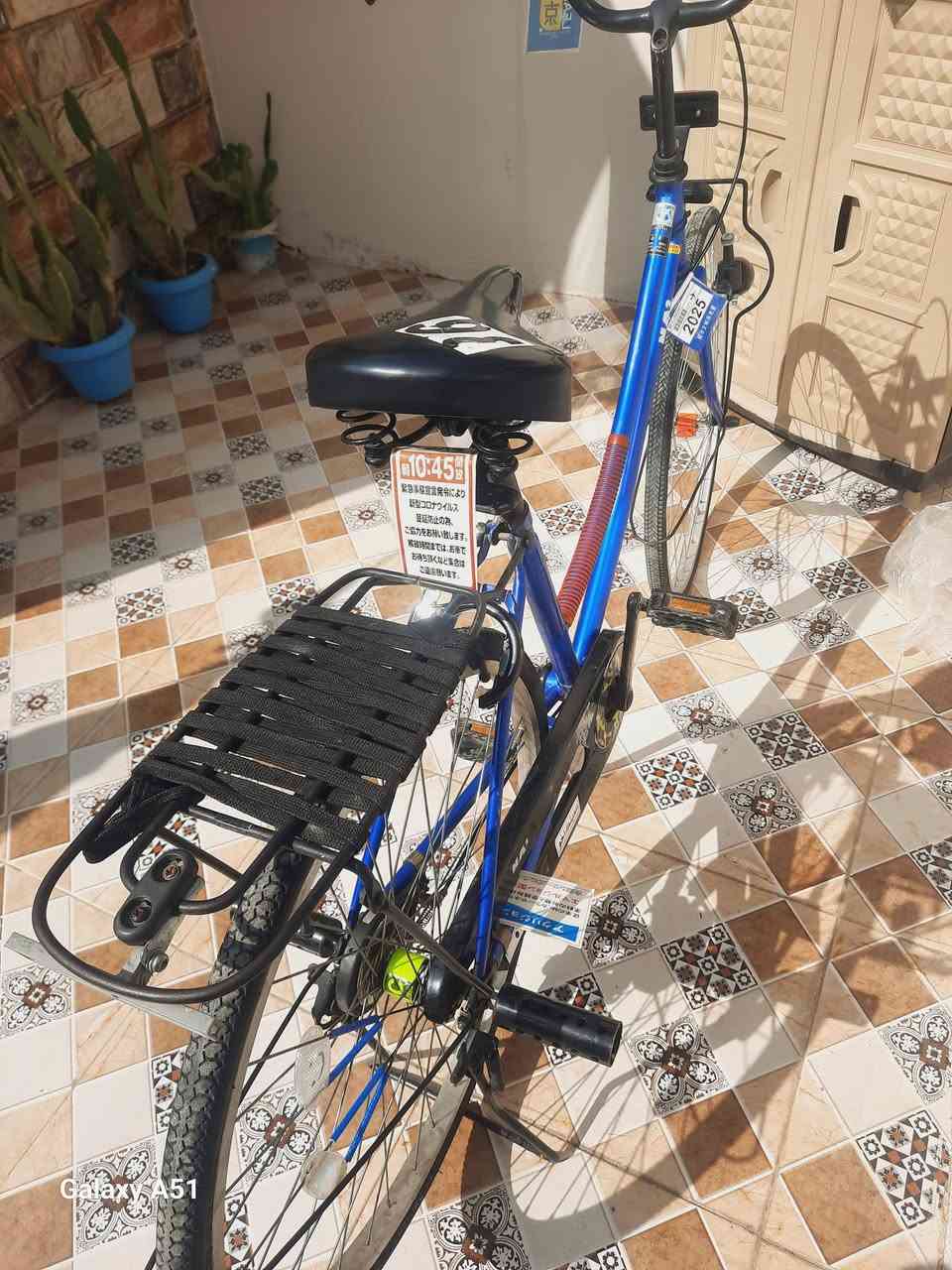 السلام عليكم بيسكل نضيف مديل 19 حجم 26 
السعر 100 وبي مجال لمروسه يرهم


**إذا كنت صاحب هذا الإعلان وتريد حذفه لأي سبب، رجاءا أرسل رسالة إلى الدعم الفني**