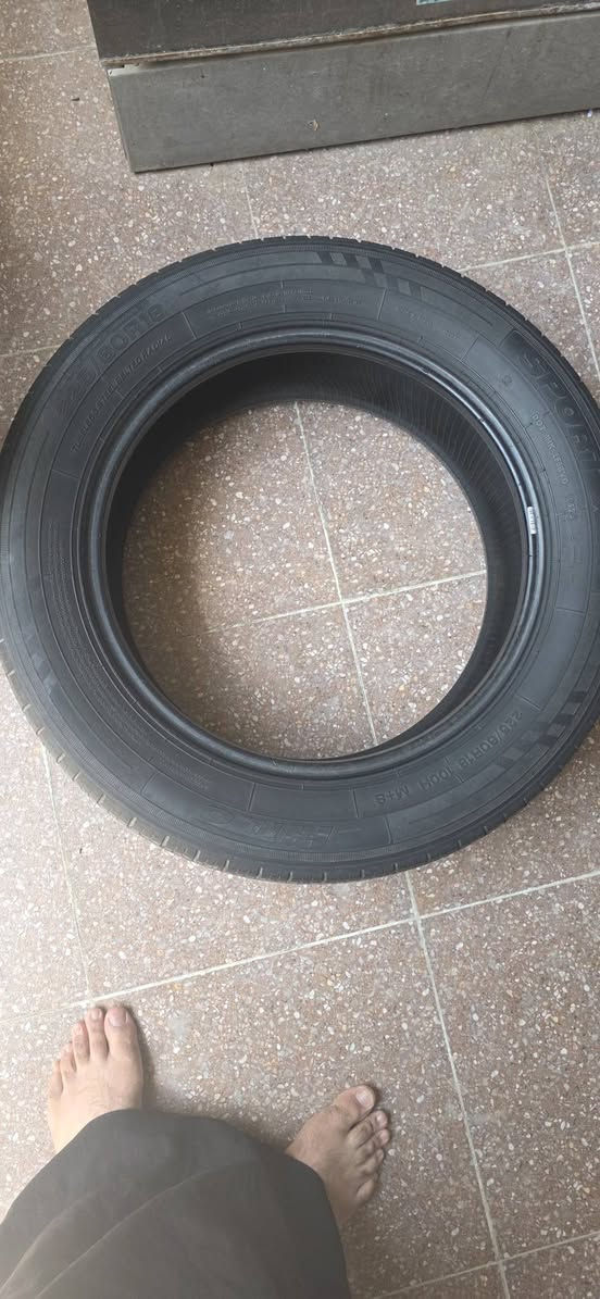 قياس قياس 225/60R18
جارجر اوباما مكاني نجف ***********
سعر 90 الف دينار
