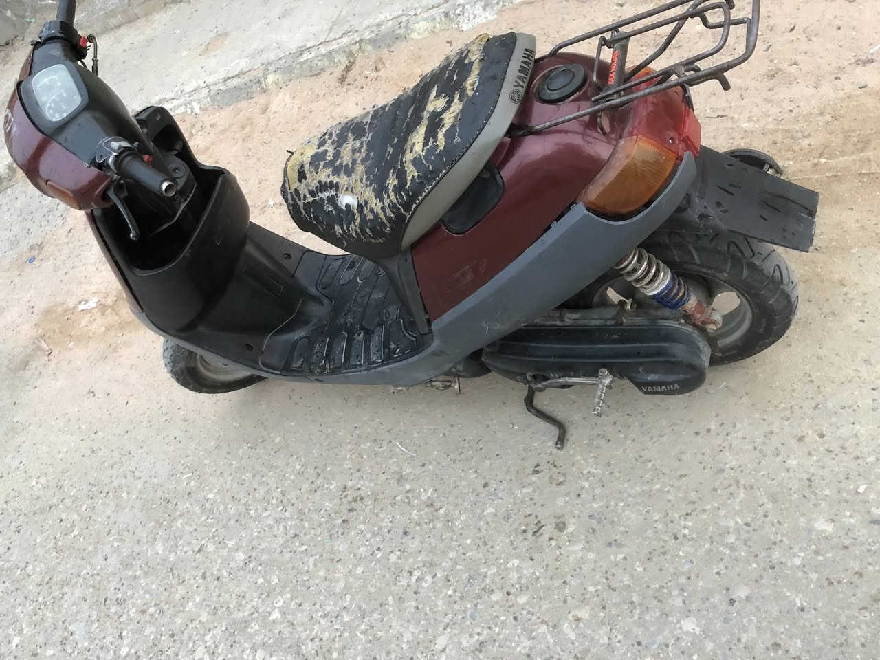 سلام عليكم بترة خطين مفتوحة مرة وحدة 
الدراجه جاهزه عوزها فقط باتري وكهربائيات السلف شغال نهظه حلوة ومشي حلو السعر 250 وبيها مجال قليل المكان الناصرية مركز سومر ***********(مكلف بنشر)
