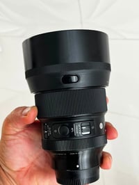 عدسة ٨٥مم • فتحة f1.4 • للسوني