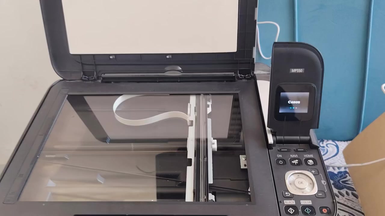 طابعة كانون  550 Pixma mp
بالة أوربي
نقصه لون اسود مثل ماموضح بالفديو انطيك وياهة احبار سائل ازرق واصفر ووردي مجاني هدية مني

الطابعة متروكه من زمان ماعندي شغل بيهة عوزه  لون اسود

السعر ٦٠ الف

مكاني ديالى 

والمو شراي لايدخل خاص ويبقة يسأل ويدوخني.


**إذا كنت صاحب هذا الإعلان وتريد حذفه لأي سبب، رجاءا أرسل رسالة إلى الدعم الفني**