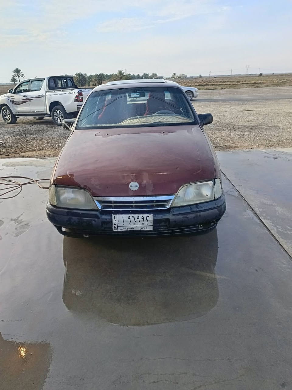 أوميكا 1988 بلادي
بدون ظربه وبدون خياس بيهه جراد كير ومحرك ياباني ونجي 
كهربائيات باتري تخم تاير جديد 
صدر أمام جديد غرفه جديده..سنويه ماصاقطه 
عليه غرامه ٣٠٠الف تنزل من سعر السياره... السياره بسمي 
صارلهه عندي ٦سنوات 
السعر ٣٥ وبيهه مجال شي بصيط 
المكان ديالى بعقوبة 
***********
