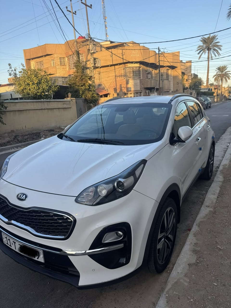 كيا سبورتج 2020 رقم بغداد الانكليزي السنوية بأسمي مكفولة من الصبغ والبارد عداد 45 الف كم بحالة جيدة جدا محرك 2000 دوش بصمة تشغيل عن بعد تبريد بيانو كامرة شاشة اصلية اريل نفكيشن نظام الملاحة GPS حساس امامي خلفي الداخل حمصي يدات لد ترحيب 3 أنظمة للقيادة المري شفط 5 ويل كب بصمة عدد 2 تبريد قطعتين مكاني المنصور او علي الصالح السعر 21200$ ***********
