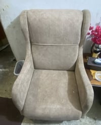 قنفات • ميز تلفزيون • بيها مجال