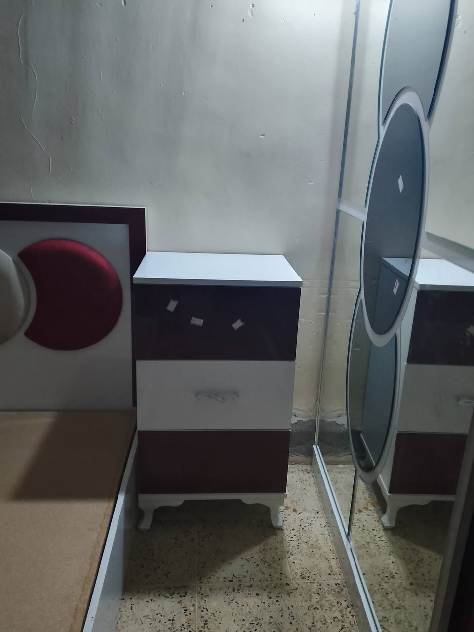 سلام عليكم غرفة تتكون من 7قطع السعر 300بي مجال بيسط لشراي


**إذا كنت صاحب هذا الإعلان وتريد حذفه لأي سبب، رجاءا أرسل رسالة إلى الدعم الفني**