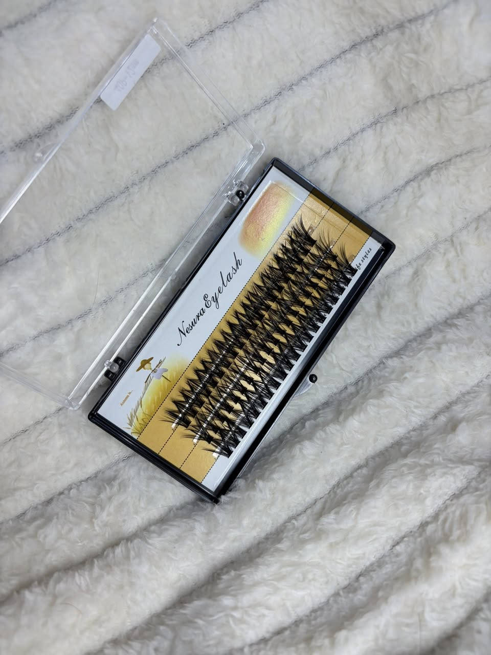 سلام عليكم
متوفر رموش شعرة شعره كوالتي عالي عدد هواي كل سيت بي درجات 
سعر ال4 سيتات رموش صغير 10 الف 
السيت الكبير سعر القطعة الوحده 5 الف  
توصيل5 الف محافظات 

متوفر اصباغ وبيس كوت وتوب كوت اضافر جلش وجهاز يوفي 
للاستفسار 
wa.me/9647773919951
