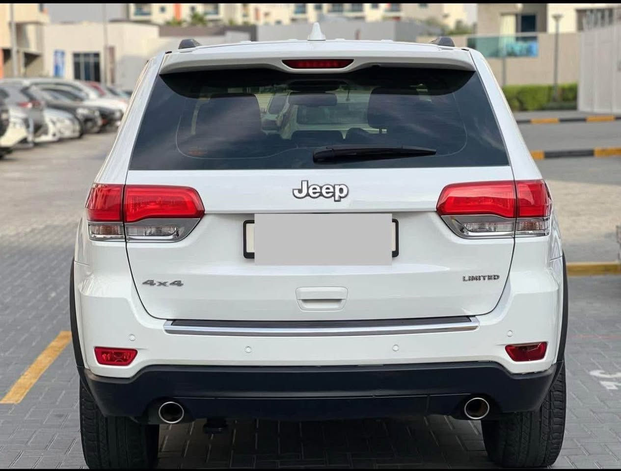 Jeep  لمتد 2014
وارد خليجي فوله
دوبيه
ساغه براوه نيه
كفالته لصبغ وبراوه وحادث
سعري  120 $
قره هنجير كركوك
*********** واتساب
