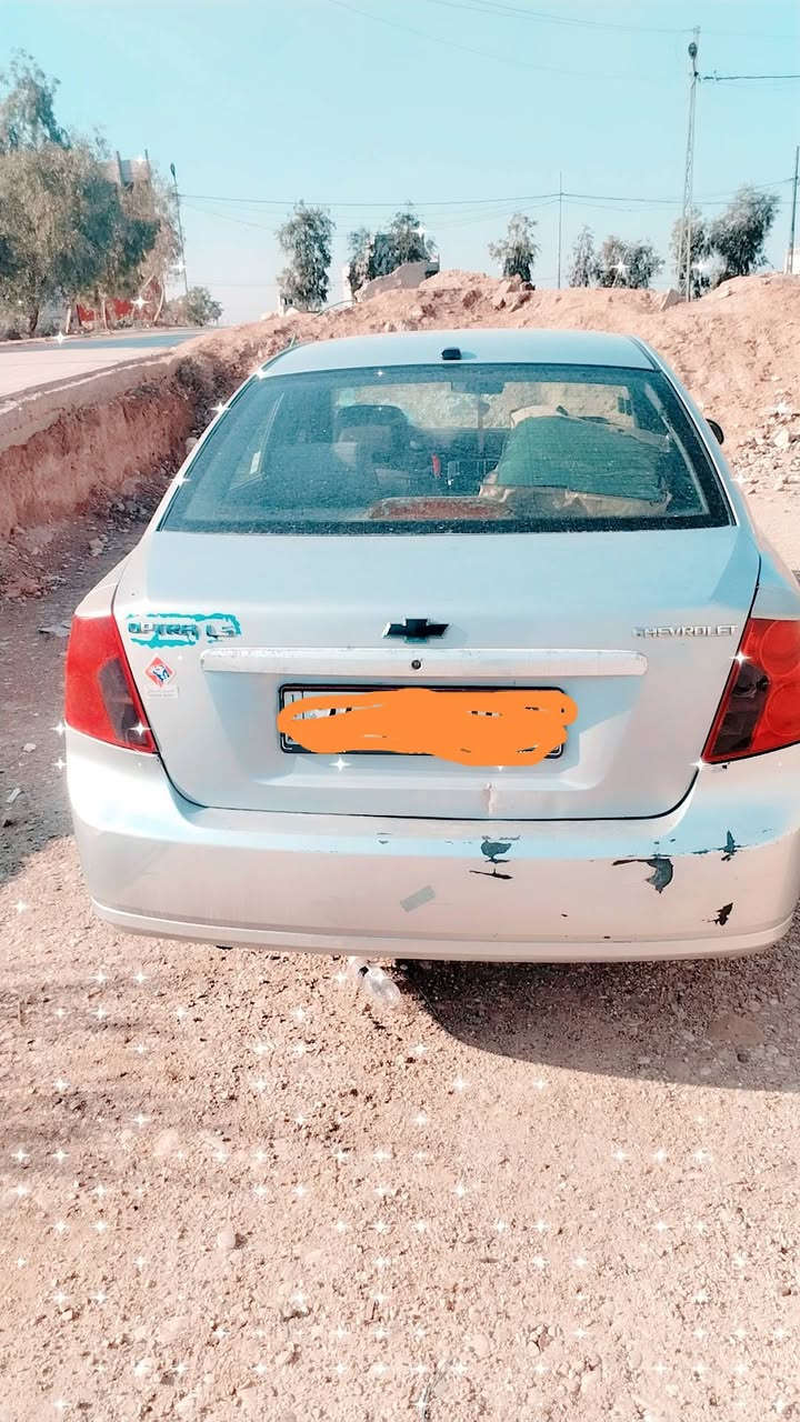 شوفرليت اوبترا 2009 ما بيها صبغ بيها الدواير فقط
محرك نضيف لا صرف ولا نفخ 
كير شرط فول 
 
  المكان موصل
 السعر 77$
التواصل ***********
