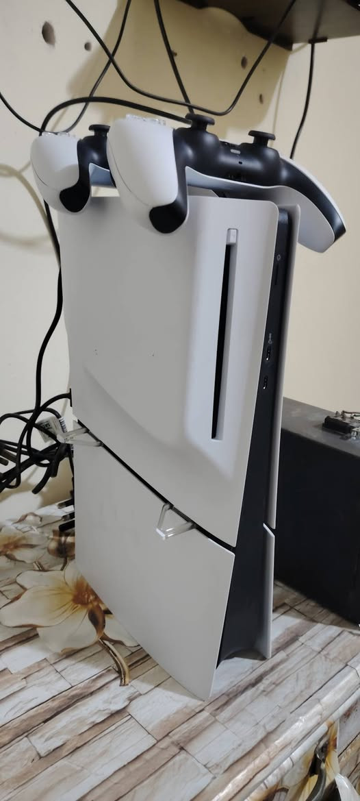 سلام عليكم بلي فايف سلم اوربي استخدام قليل اخذته جديده قبل اسبوعين وياه يدتين مكاني بابل الثوره لشراي يتصل لو يجي خاص ويدلل ***********
