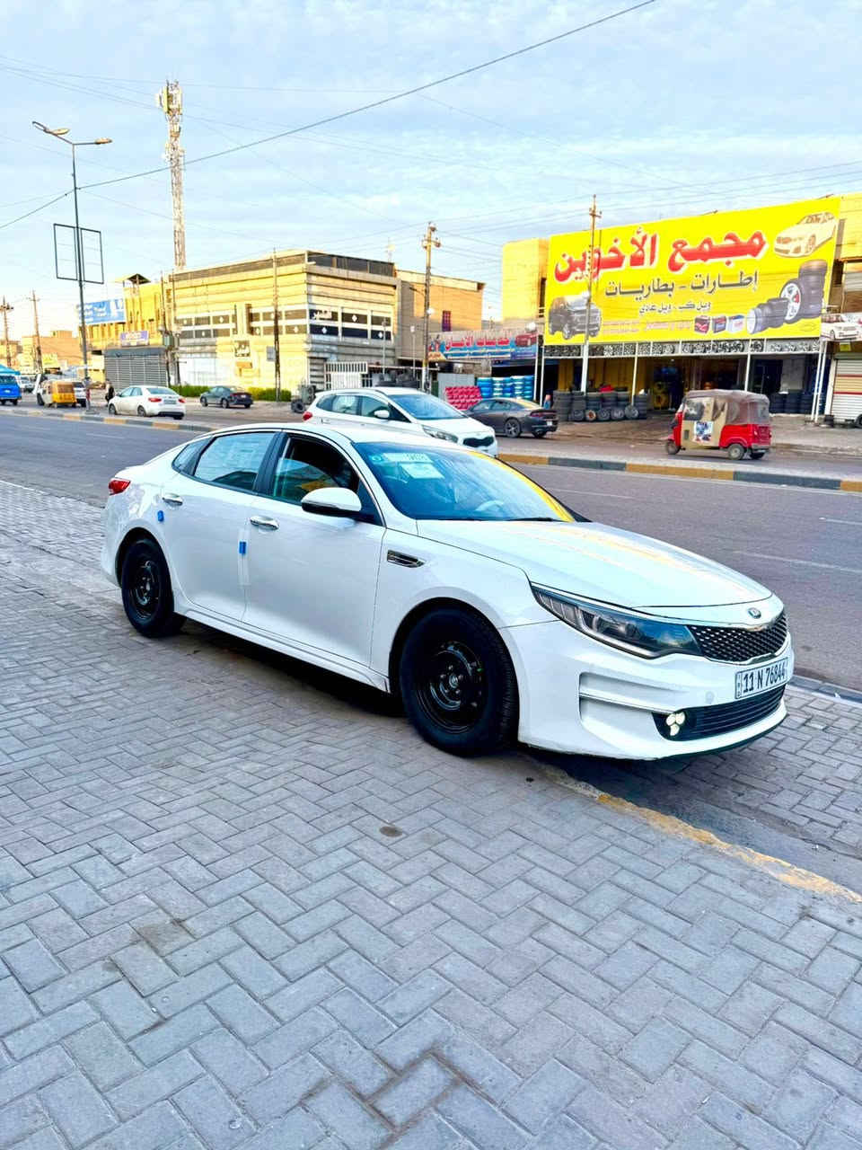 كيا اوبتما موديل 18
وارد امريكي صور سونار موجودة ويا الصورة
السيارة خير من الله صدر جديد تخم تاير جديد 
منضومة لايت زنون 
رادارات تحكمات ستيرن 
شاشة كار بلي
سيارة اي نقص مابيها للاخير شرط 
السيارة رقم بغاد تحويل ثاني يوم هزة جديدة رقم جديد سنوية جديدة
اي نقص مابيها السيارة العنوان بغداد الغزالية 
السعر 130وبيها مجال ***********
