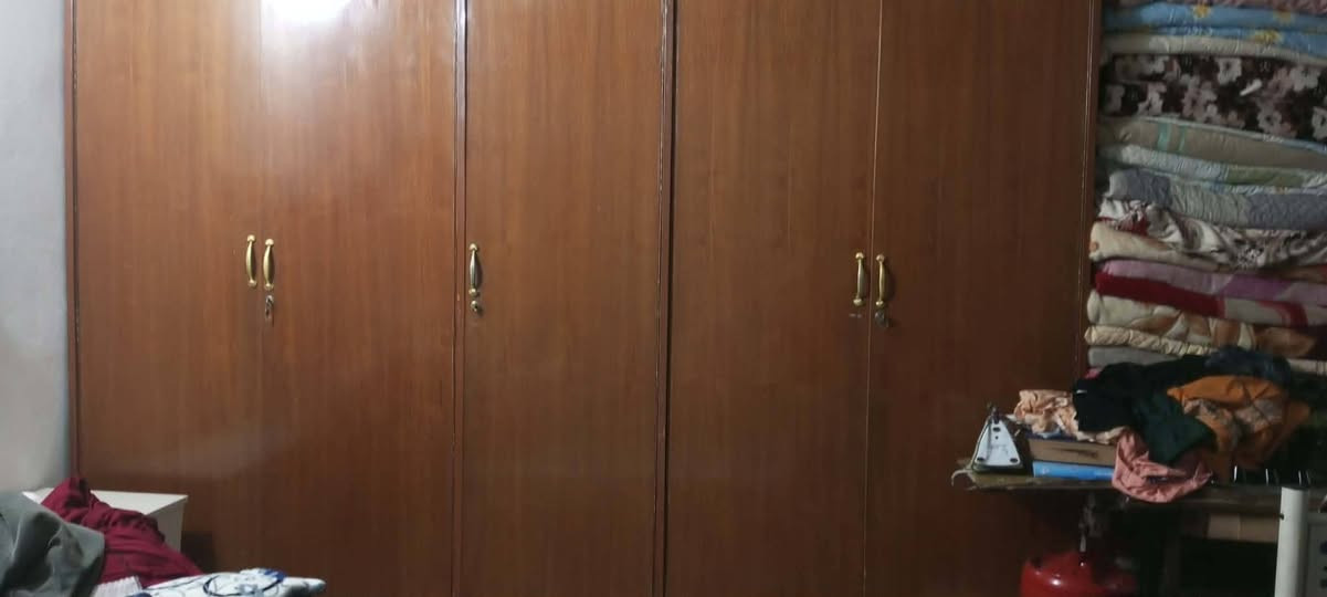 للبيع كمتور صاج 5ابواب مابي اي ضرر السعر 175وبي مجال بسيط
العنوان #بغداد_حي الجهاد  _📍


**إذا كنت صاحب هذا الإعلان وتريد حذفه لأي سبب، رجاءا أرسل رسالة إلى الدعم الفني**