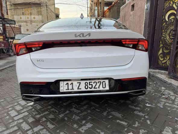 كي فايف k5موديل 2023سياره  لون ابيض صدفي وارد امريكي محرك 1600 تيربو وسياره بدون حادث اصلن   فقط عطل ميكانيك مثل ما موضح بل صوره  وسياره فول  كلش  وسياره عليها دوشمه وترتيب داخل  وكله كامل وسياره تشغيل عند بعد  وبصمه وشاشه كبيره ويل ١٨  حساسات  النقطه العمياء  رادار امامي واخلفي  ورادار جانبي ٢  نضام تحديد مسار نضام ذكي مانع تزحلج  وشحن سلكي امامي وخلفي تبريد  فول  لايت زنون   وتفاصيل بعد اكثر تواصل عله رقم ***********  وتساب مجود اليحب يتواصل والسعر 220$ وبيها مجال الطيبين والجناين
