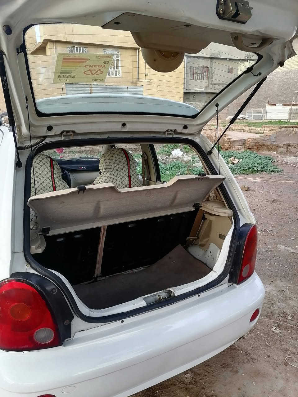 السلام عليكم لبيع كيوكيو ٤سلندر  سياره ع وضع شركه لاضربه ولاصبع ولاتبديل ولاخياس جديده لوك ٢٠١٢ رقم بغداد اوتماتيك ماشيه ٧٠ تخم تاير جديد صدر أمامي خلفي جديد باتري جديد ويل كب ريمون سنتر لوك مكان سياره بغداد لكرخ سعر (٣٠) وبيهه مجال /***********
